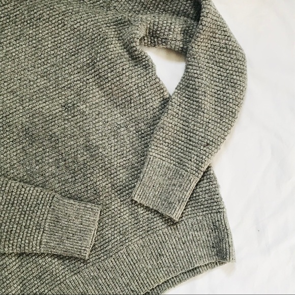 GAP Crew Neck Sweater - Picture 3 of 5